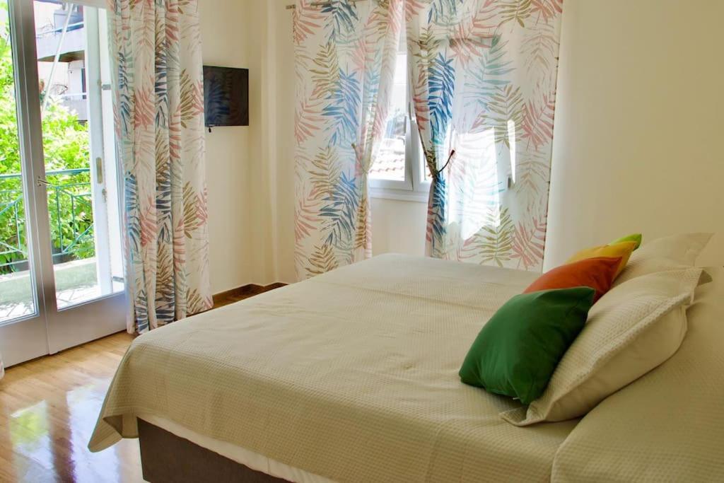 Appartement Glyfada Path Of Poets à Athènes Extérieur photo