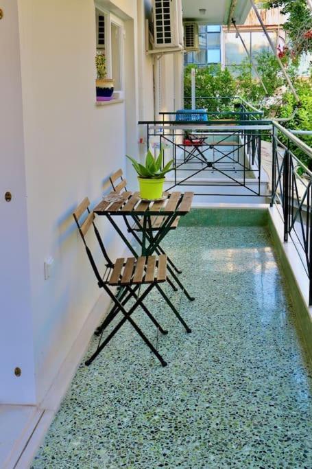 Appartement Glyfada Path Of Poets à Athènes Extérieur photo