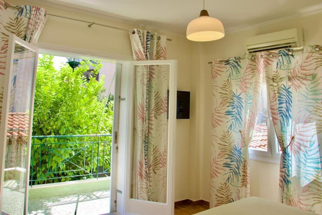 Appartement Glyfada Path Of Poets à Athènes Extérieur photo